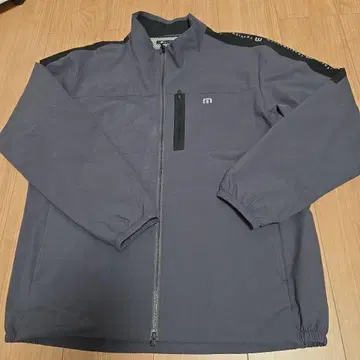 TravisMathew 라인 윈드 브레이커 [ 사이즈 L ]