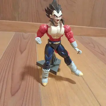 Figure-rise Standard 베지터 슈퍼 사이어인 4