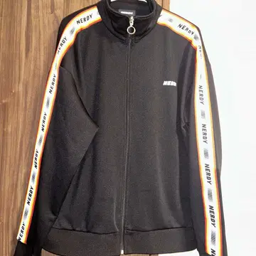 NERDY 블랙 저지 세트