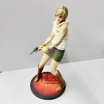 사일런트 힐 피규어 gecco 헤더 1/6 스케일 동상
