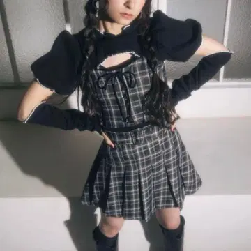 BUBBLES 버블스 레이스업 플리츠 뷔스티에 셋업