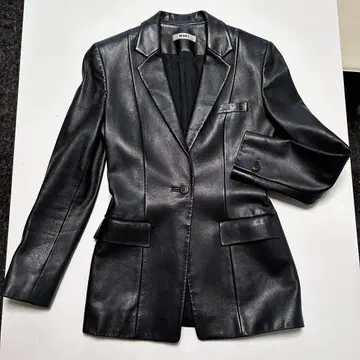 [ 새상품급 ] 가죽 블레이저 ( 싱글 버튼 / 양가죽, 블랙 )