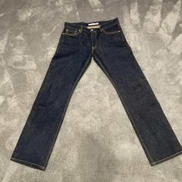 유니클로 슬림핏 청바지 셀비지 일본제 32 데님 적귀