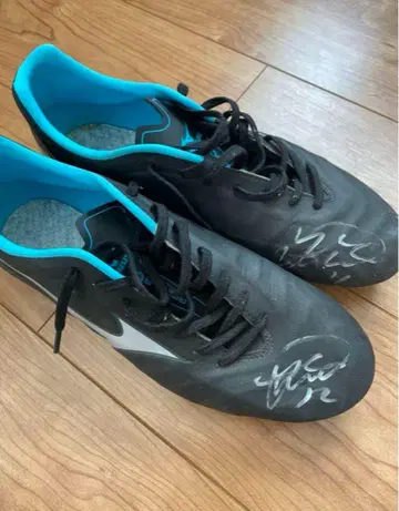 아베 유키 선수 사인 포함 스파이크