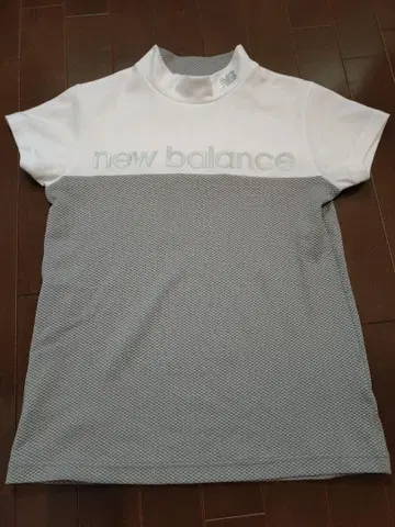 시착만 한 상품! 뉴발란스 NewBalance 모크넥 셔츠 여성용 S