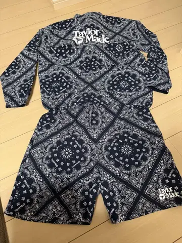 TaylorMade 반다나 패턴 셋업 XO