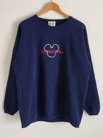 90s 올드 USA 월트디즈니 월드 맨투맨 자수 로고 빈티지 구제 의류