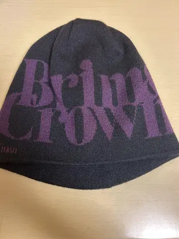 Brim & Crown의 자카드 비니