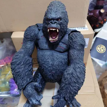 킹콩 피규어 약 30cm 이상