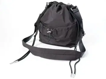 ZARA 사선 나일론 백