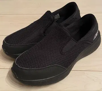 스케쳐스 모던 쿨 이라프티브