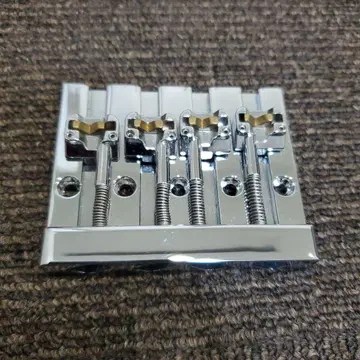 Hipshot Kickass Bass Bridge