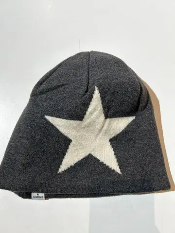 새상품급 스타 리버서블 비니 리버서블