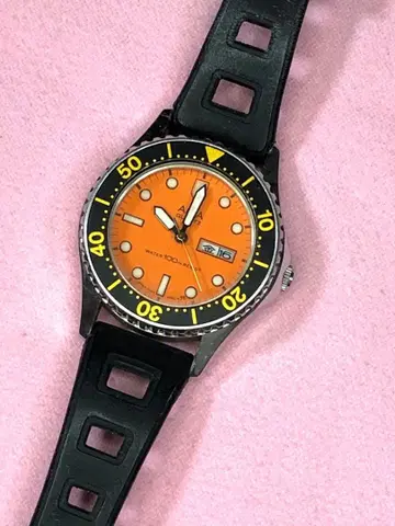 여성용 손목시계 SEIKO ALBA 오렌지 다이버  정크