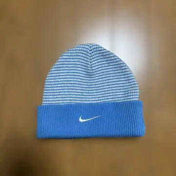 Nike 스트라이프 니트 모자