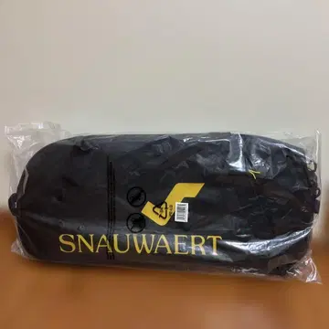 미사용 새상품 SNAUWAERT 블랙 라켓백 스노와트