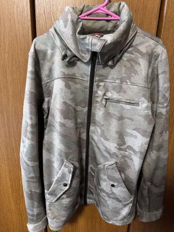 INHERIT 카모 패턴 자켓