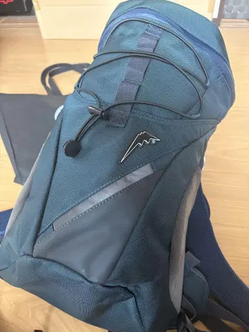 쿠시타니 한정판 백팩