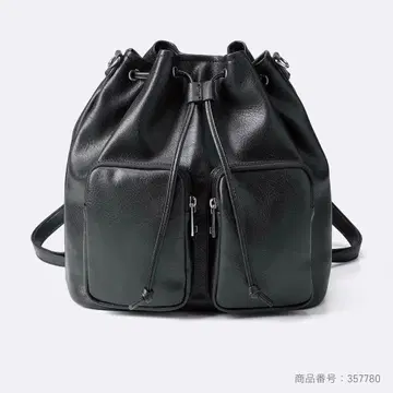 GU WOMEN 포켓 미니 백팩 블랙