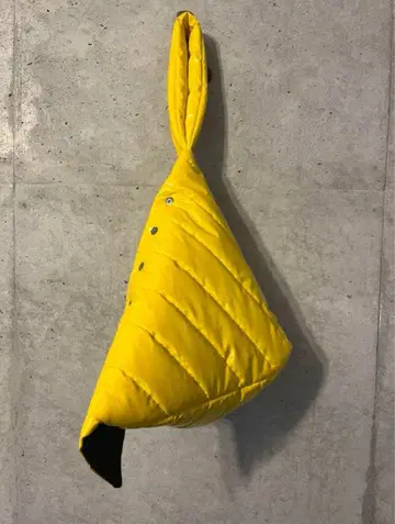Omar Afridi yellow hand bag