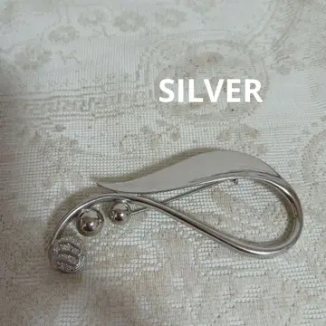 SILVER 디자인 브로치