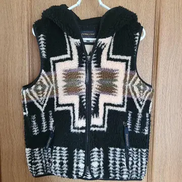 펜들턴 보아 후드티 베스트