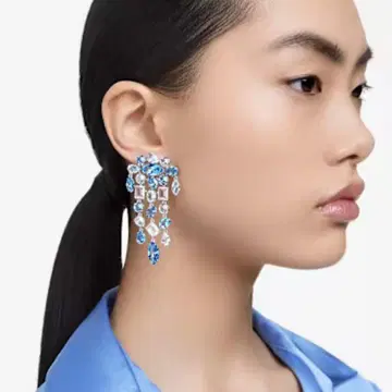 무료배송 미사용 새상품 스와로브스키 그립 귀찌