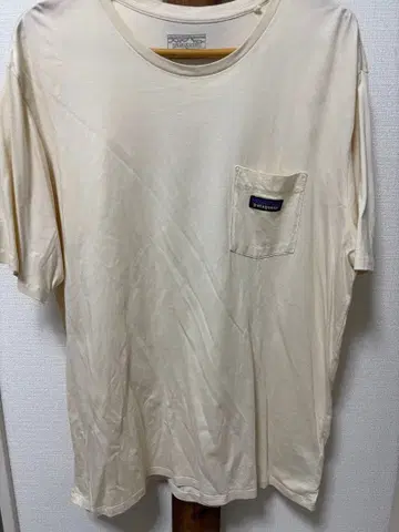 patagonia 아이보리 T셔츠 포켓 부착