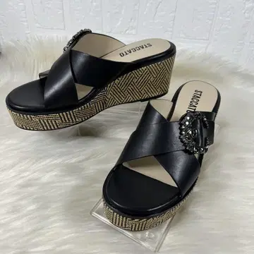 STACCATO 스태커토 문플라워 웨지 샌들 24.5cm