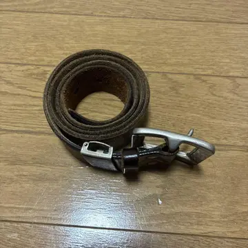 브라운 가죽 벨트 금속제 버클
