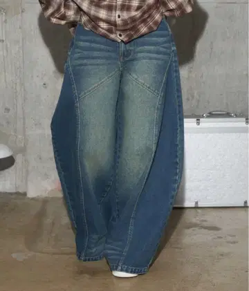 JUST A NOON 절개 와이드 데님 팬츠