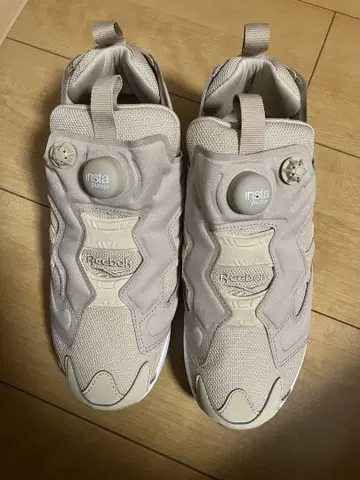 리복 펌프 퓨리 24.5 베이지