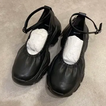 택 포함 미사용 새상품 JEANASIS 스니커즈 펌프스