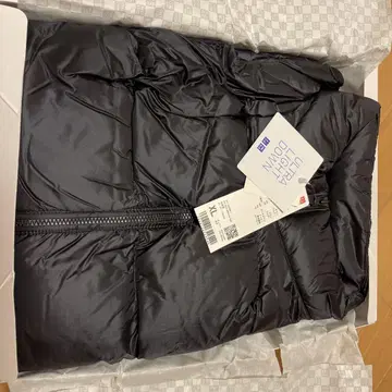UNIQLO ULTRA LIGHT DOWN 베스트 자켓 블랙 XL