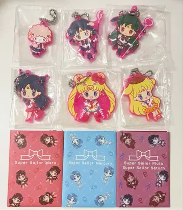 세일러문 산리오 콜라보 러버 스트랩 스티커 가챠가챠