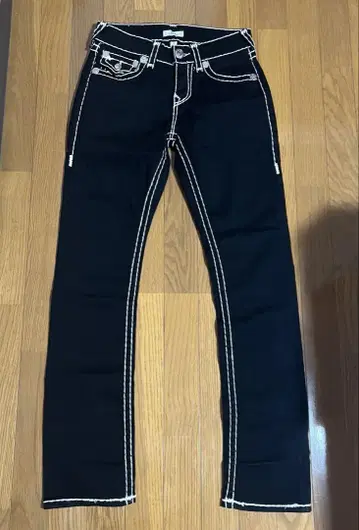 정품 TRUE RELIGION RICKY 스트레이트 청바지 28