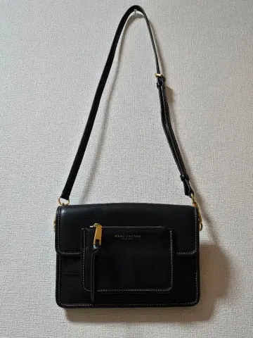 MARC JACOBS 블랙 숄더백