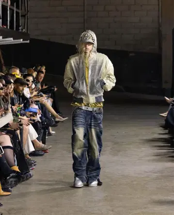 RACER WORLDWIDE 'BLACK BUTTON BELT'