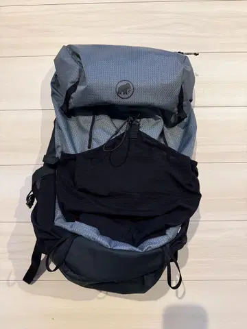 마무트 MAMMUT 백팩