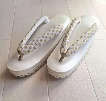 미사용 조리 화이트 골드 도트