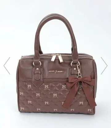 리본 자수 퀼트 보스턴