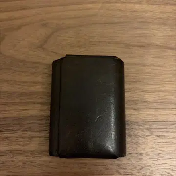 FABRIK 3단 폴더형 지갑 올리브 그린