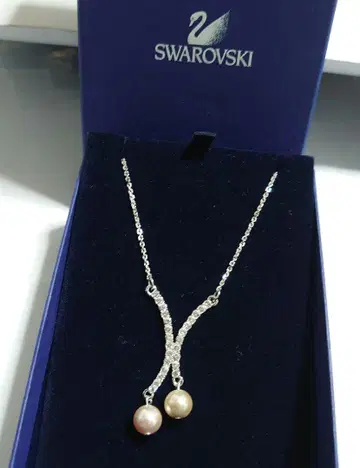Swarovski 펄과 크리스탈 목걸이