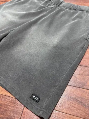 HUF 하프 팬츠