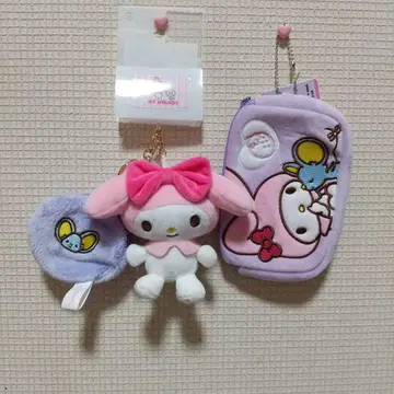 마이멜로디 & 플랫 군 마스코트 키체인 & 멀티 티슈 케이스 세트