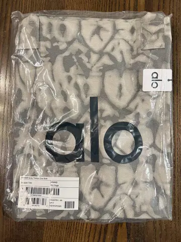(온라인샵 정품) Alo Yoga 토트백
