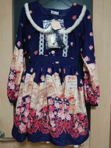 리즈리사 테디베어 BOOK 원피스 네이비 새상품