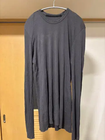 JULIUS 리브 롱 티셔츠