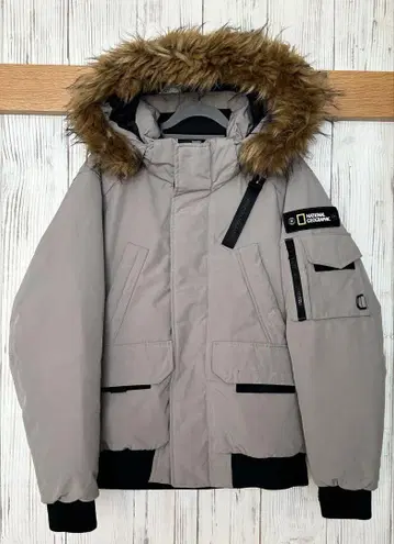 새상품 National Geographic 다운 자켓 베이지 L