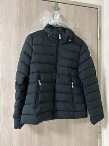 PYRENEX 블랙 다운 자켓 L(40)